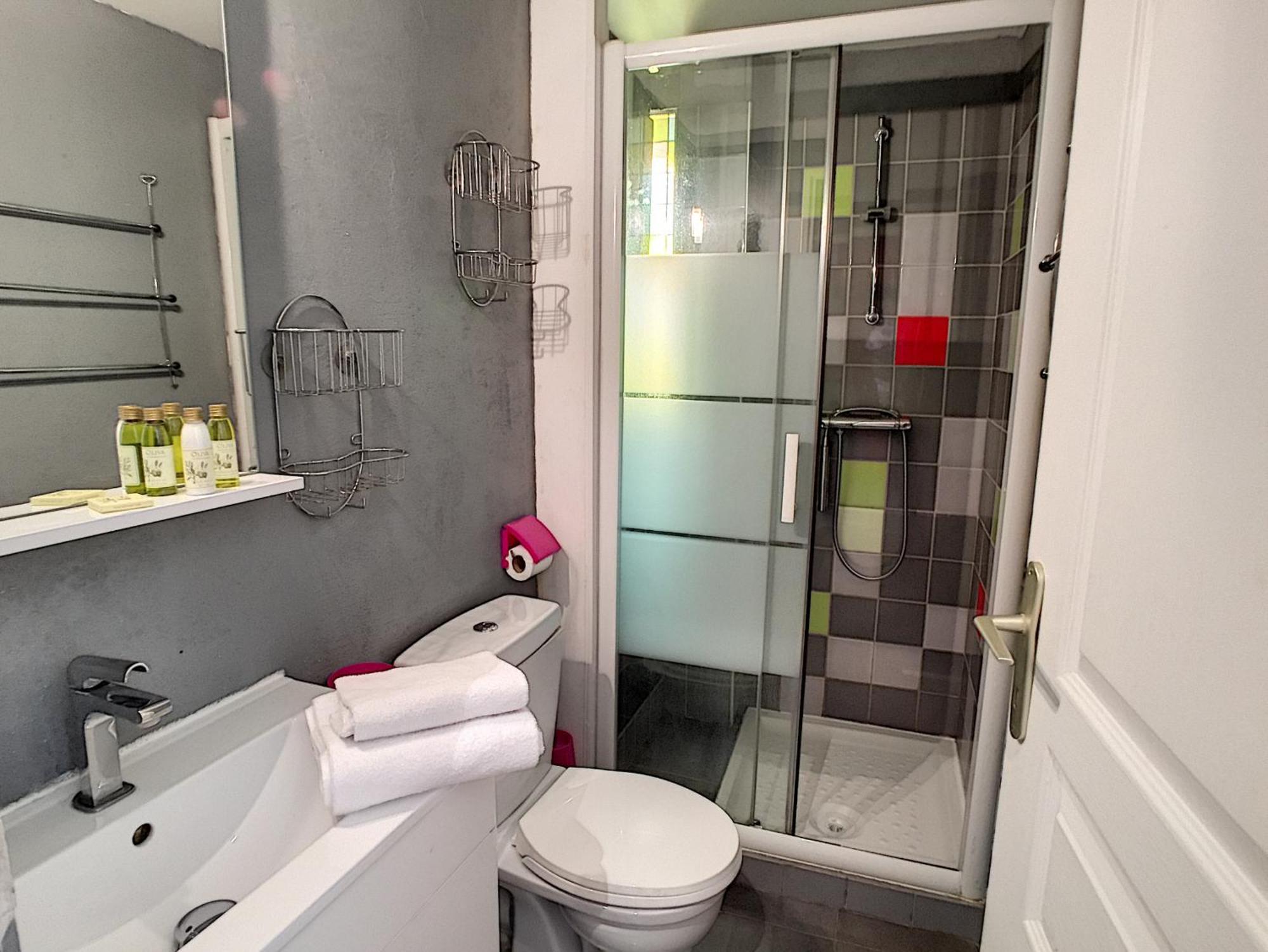Nestor&Jeeves - RED TOUCH - Central - Close sea Niza Exterior foto