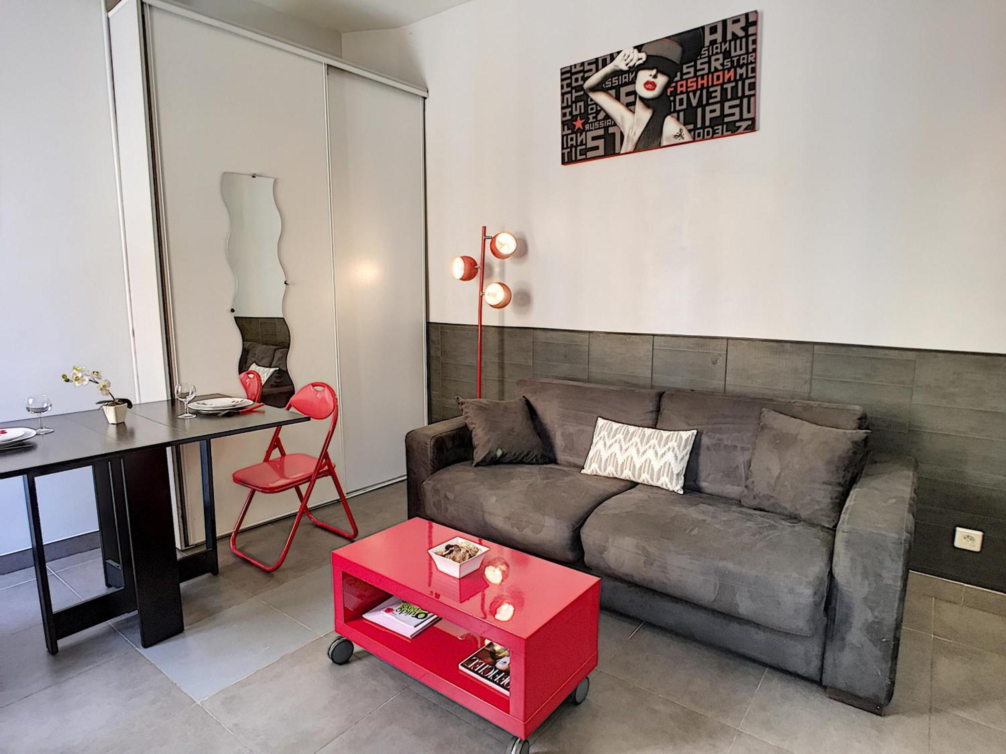 Nestor&Jeeves - RED TOUCH - Central - Close sea Niza Exterior foto